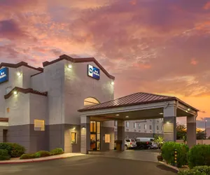 Photo 2 - Best Western Gold Poppy Inn