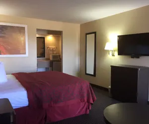 Photo 5 - Days Inn by Wyndham Tucson Airport