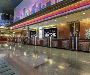 Photo 3 - New York-New York Hotel & Casino