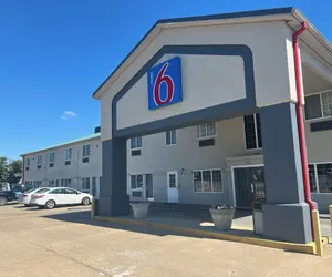 Photo 2 - Motel 6 Tulsa, OK - Airport