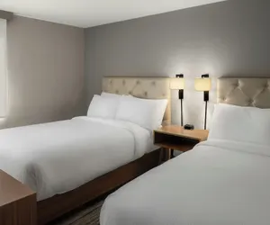 Photo 5 - Four Points by Sheraton Downtown Seattle Center