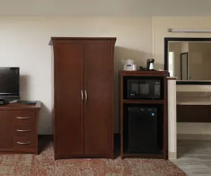 Photo 5 - Crystal Inn Hotel & Suites Salt Lake City
