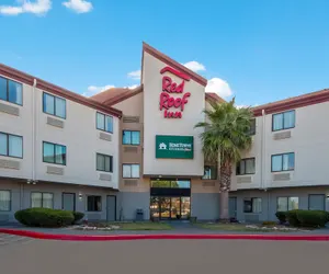 Photo 2 - Red Roof Inn San Antonio - Seaworld/ Northwest