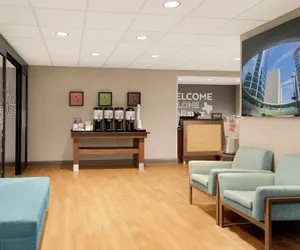 Photo 3 - Hampton Inn Houston Hobby Airport