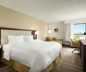 Photo 2 - Hampton Inn Houston Hobby Airport