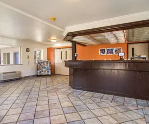 Photo 4 - Motel 6 Portland, OR Mall 205