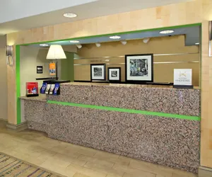 Photo 2 - Hampton Inn Austin/Airport Area South