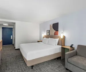 Photo 5 - Spark by Hilton Alpharetta Roswell