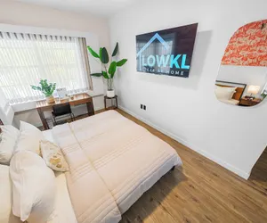 Photo 2 - Greenview Hotel by Lowkl