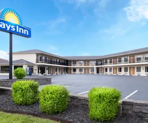 Photo 2 - Days Inn by Wyndham St. Robert Waynesville/Ft. Leonard Wood