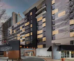 Photo 2 - Courtyard by Marriott Atlanta Buckhead