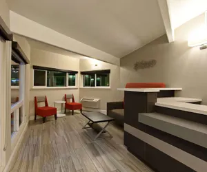 Photo 3 - Days Inn by Wyndham Chowchilla Gateway to Yosemite