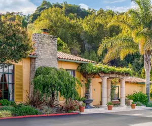 Photo 2 - Inn Marin and Suites, an Ascend Collection Hotel