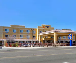 Photo 2 - Comfort Inn Albuquerque Airport