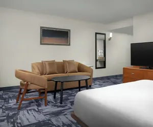 Photo 4 - Fairfield Inn & Suites by Marriott Albuquerque Airport