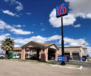 Photo 2 - Motel 6 Deming, NM