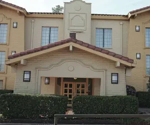 Photo 2 - SureStay Plus by Best Western Alamogordo White Sands