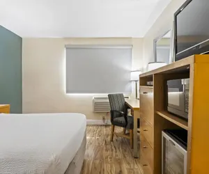 Photo 5 - Days Inn by Wyndham Woodland