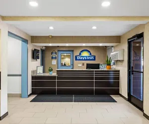 Photo 4 - Days Inn by Wyndham Woodland