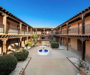 Photo 2 - Clarion Inn
