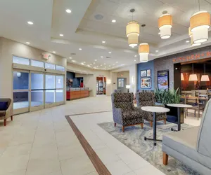 Photo 3 - Drury Plaza Hotel Mt. Vernon