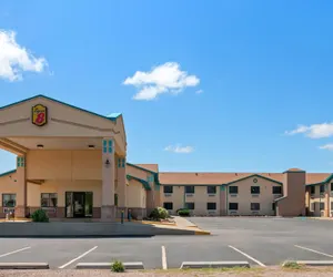 Photo 2 - Super 8 by Wyndham Santa Rosa