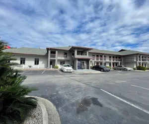 Photo 2 - Red Roof Inn Savannah North I-95 – Port Wentworth