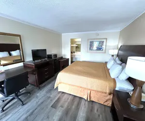 Photo 4 - Relax Inn Perry