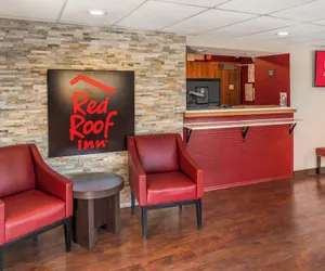 Photo 4 - Red Roof Inn Queensbury