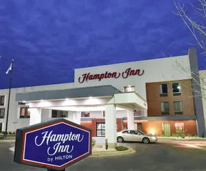 Photo 2 - Hampton Inn Madison