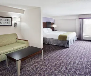 Photo 5 - Holiday Inn Express Atlanta West - Theme Park Area, an IHG Hotel