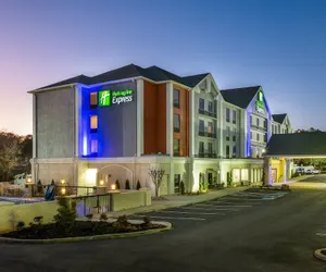 Photo 2 - Holiday Inn Express Atlanta West - Theme Park Area, an IHG Hotel