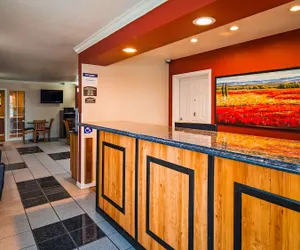 Photo 4 - Best Western Americana