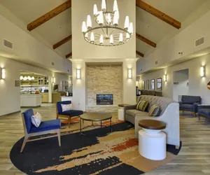 Photo 3 - Homewood Suites by Hilton Phoenix-Biltmore