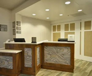 Photo 4 - Homewood Suites by Hilton Phoenix-Biltmore