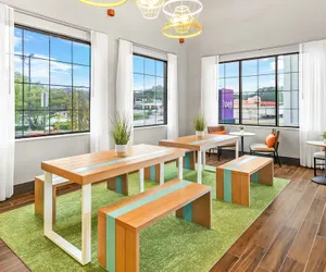 Photo 5 - Spark by Hilton Duluth