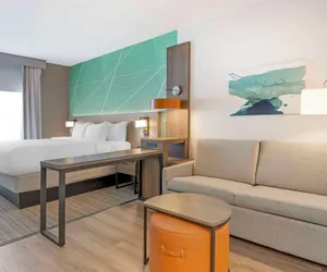 Photo 5 - Comfort Suites Fort Wayne - Southwest