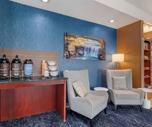 Photo 5 - Comfort Inn & Suites