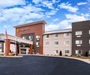 Photo 2 - La Quinta Inn & Suites by Wyndham Elkhart