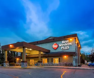 Photo 2 - Best Western Plus Pioneer Park Inn