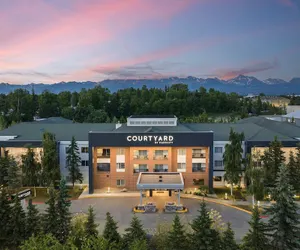 Photo 2 - Courtyard by Marriott Anchorage Airport