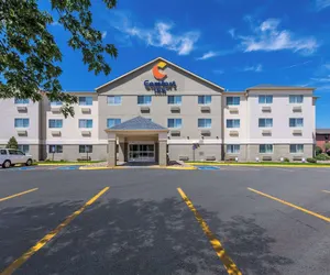 Photo 2 - Comfort Inn East