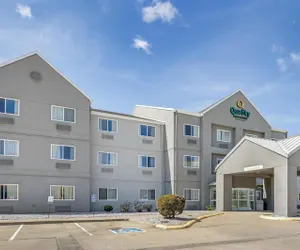 Photo 2 - Quality Inn & Suites Keokuk North