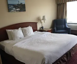 Photo 5 - Fireside Inn & Suites - Belfast