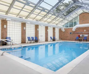 Photo 2 - Hilton Vacation Club Varsity Club South Bend, IN