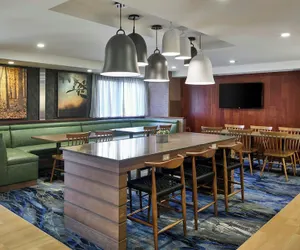 Photo 4 - Fairfield Inn by Marriott Rochester East