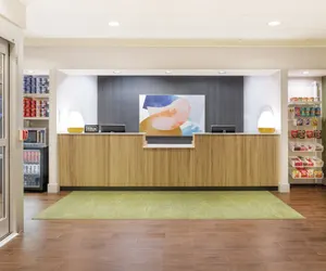 Photo 2 - Spark by Hilton Kannapolis