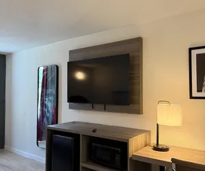 Photo 5 - Ramada by Wyndham Lumberton NC North