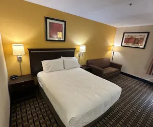 Photo 4 - Lexington Inn and Suites