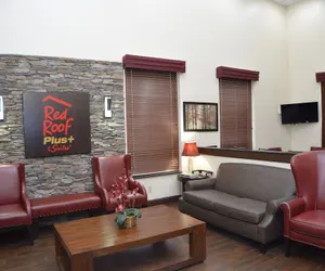 Photo 3 - Red Roof Inn PLUS+ & Suites Chattanooga - Downtown